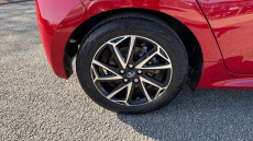 Toyota Yaris 1.5 Hybrid Design 5dr CVT Hybrid Hatchback